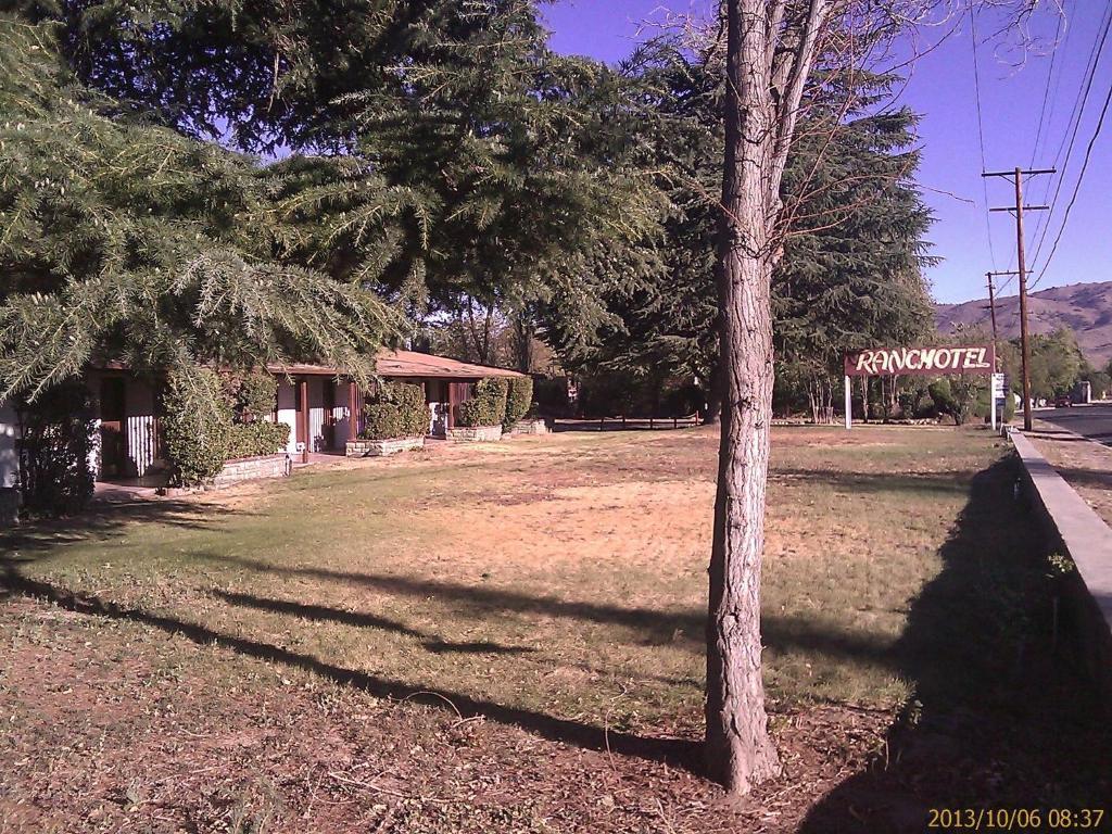 Ranch Motel Tehachapi Buitenkant foto